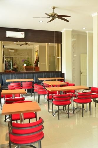 Chiaro Hotel Syariah Sidoarjo Exterior foto